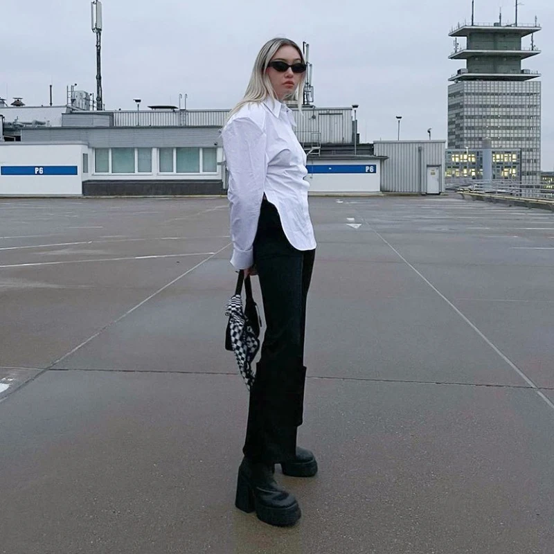 Блузка женская с открытой спиной карманом и длинным рукавом