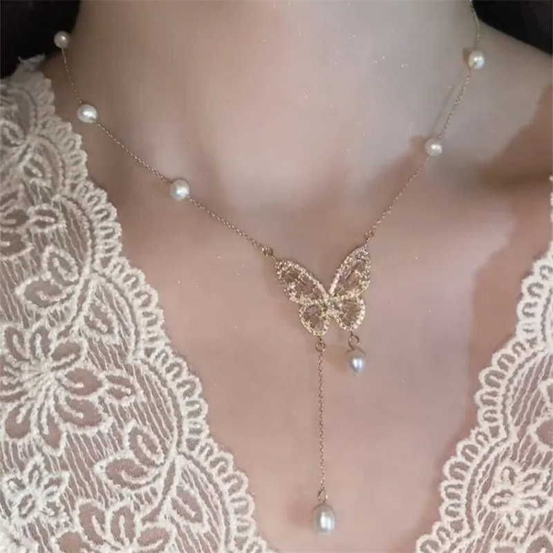 

Luxury Crystal Gold Butterfly Pendant Necklace For Lady Choker Accessories Trendy Pearl Tassel Clavicle Necklace Women Jewelry