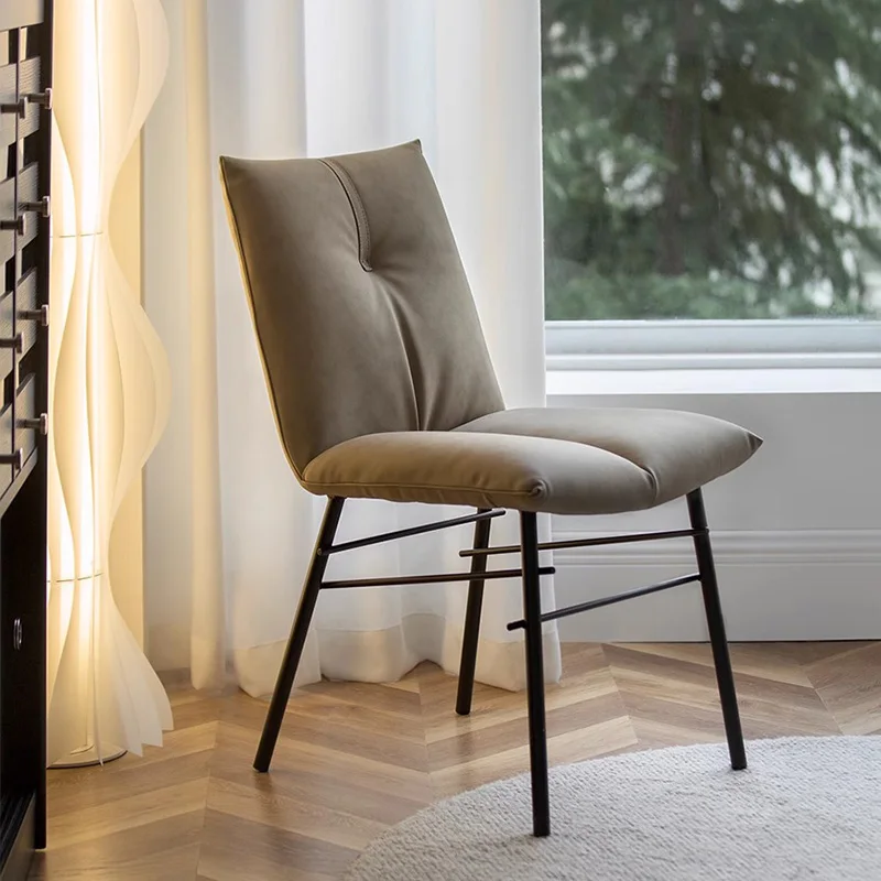 

Modern Beautiful Dining Chairs Nordic Luxury Trendy Ultralight Living Chairs European Upholstered Sillas De Comedor Furnitures