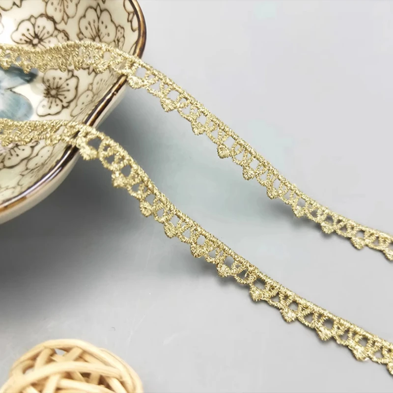 Золотое кружево QRTRIM 3 ярда