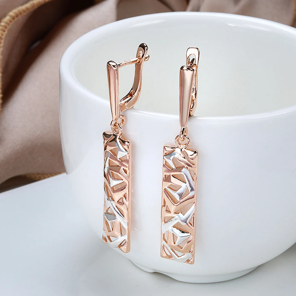 

Rose Gold and Silver Dichroic Plating Fashion Fashion Jewelry Geometric Hollow Pendant Earring Wedding