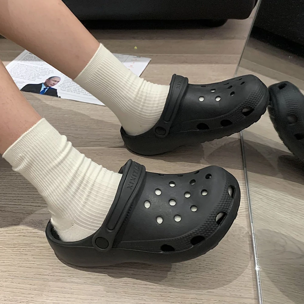 Summer Women Slippers Hole Shoes Simple Solid Color Soft EVA Clogs Casual Beach Slides Men Flip-Flops Flat Non-slip Nurse Sandal