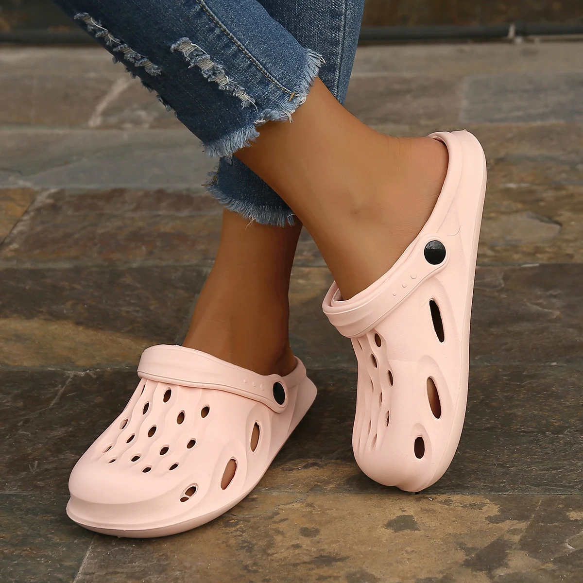Flat Sandals for Women Pink Shoes Women's Summer Footwear Comfortable Bathroom Slippers Casual Eva House 2023 Bedroom Sabot Cute