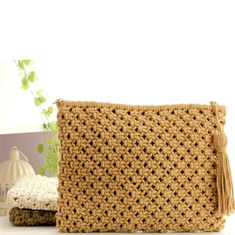 

National Style Woven Bags Clutch Hollow Out Straw Handbags Vintage Rattan Beach Bag String Knitted Tassel Hand Tote