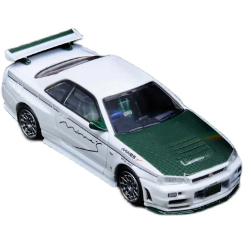Модель автомобиля INNO 1:64 Nissan SKYLINE GTR R34