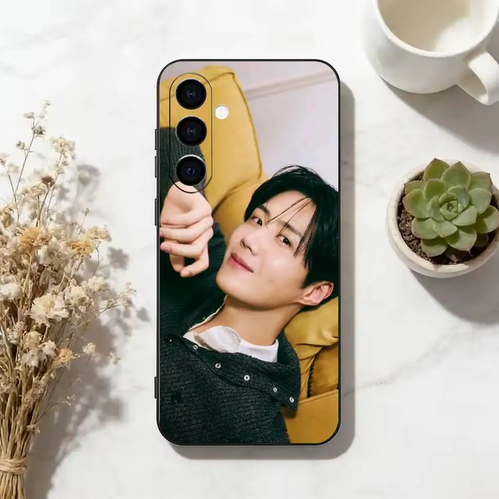 Чехол для телефона с изображением актера Ким Сон-хо для Samsung Galaxy A73, A72, A71, A70, A53, A52, A51 и других моделей, мягкий черный чехол (art.: 3920daffddb3c) - 3920daffddb3c