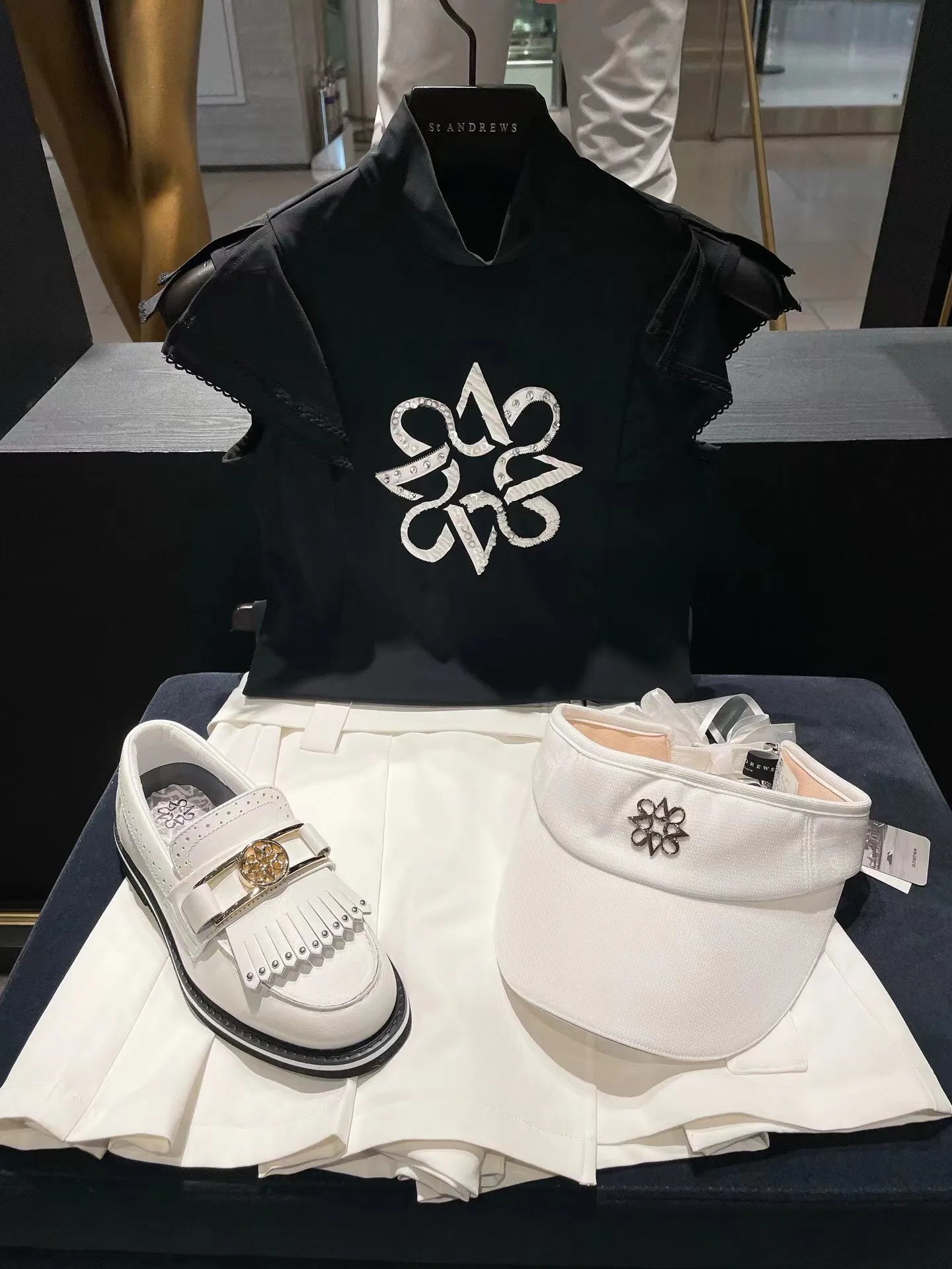 Women Golf Retro Stand-Up Collar Lotus Ruffle Shirts