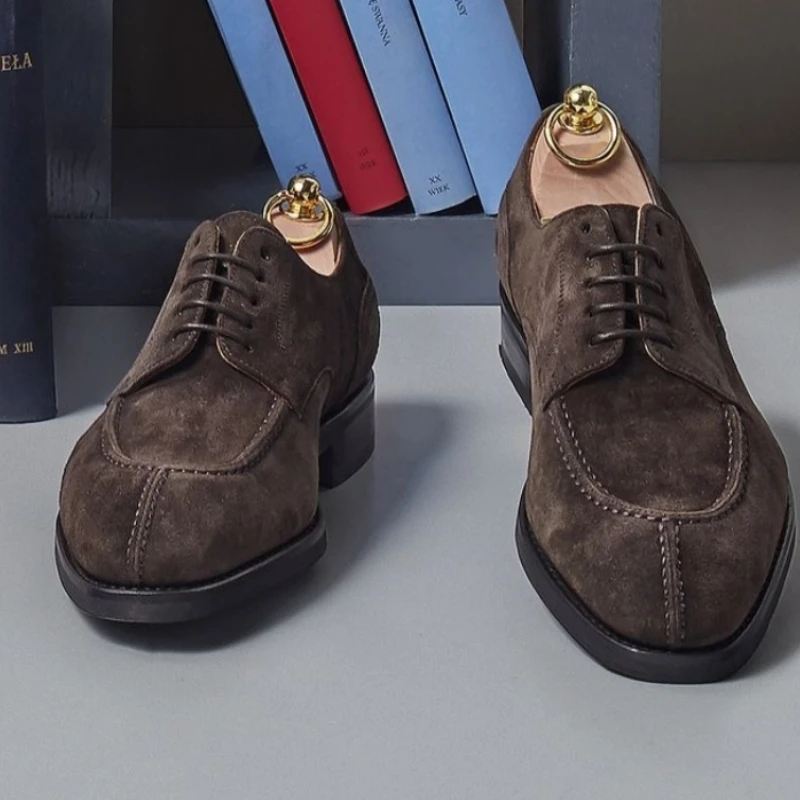 

Ботинки-оксфорды Дерби классические мужские туфли со шнуровкой из искусственной замши, удобные повседневные деловые туфли, новинка 2021 года...