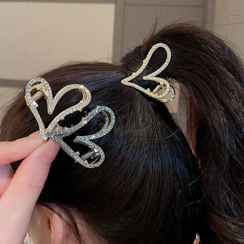 

Women's Rhinestone Hairpin Metal Geometric Hollow Heart-Shaped Mini Hairpin Korean Ins Style Pearl Hair Claw High Ponytail Fixed
