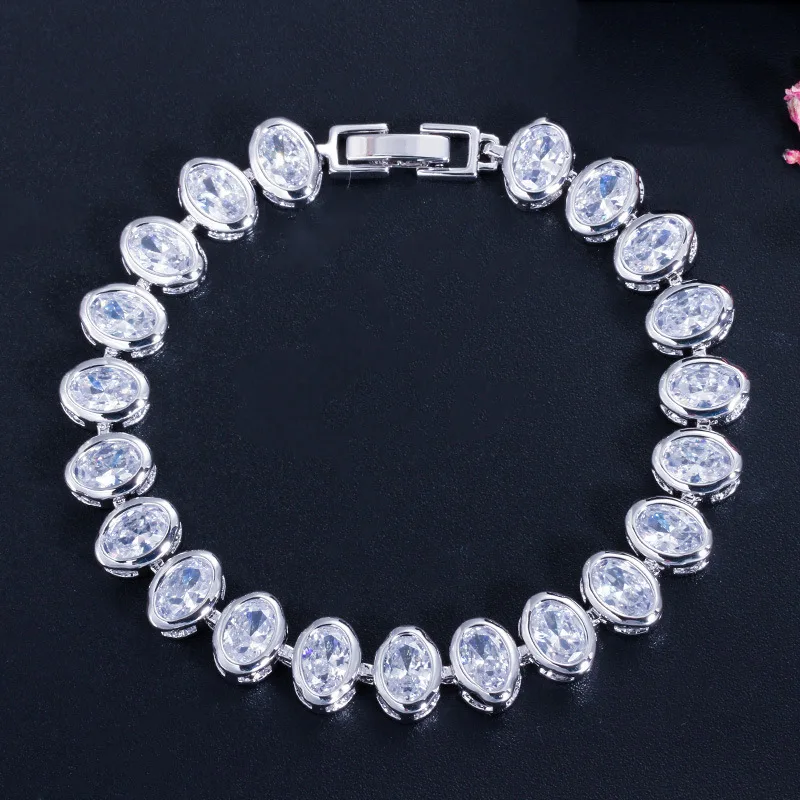 

925 Sterling Silver Bracelet Elegant Bangle AAA Zircon Bracelet Engagement Wedding Gift Birthday Party Silver Jewelry Bracelet