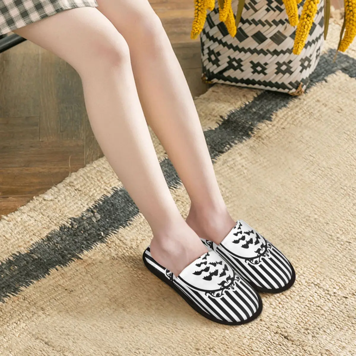 Тапочки для гостей в полоску и летучие мыши спа женские домашние тапочки с