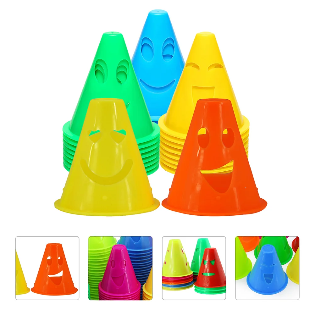 

24Pcs Windproof Road Marker Cones Roller Soccer Training Markers (Random Expression)