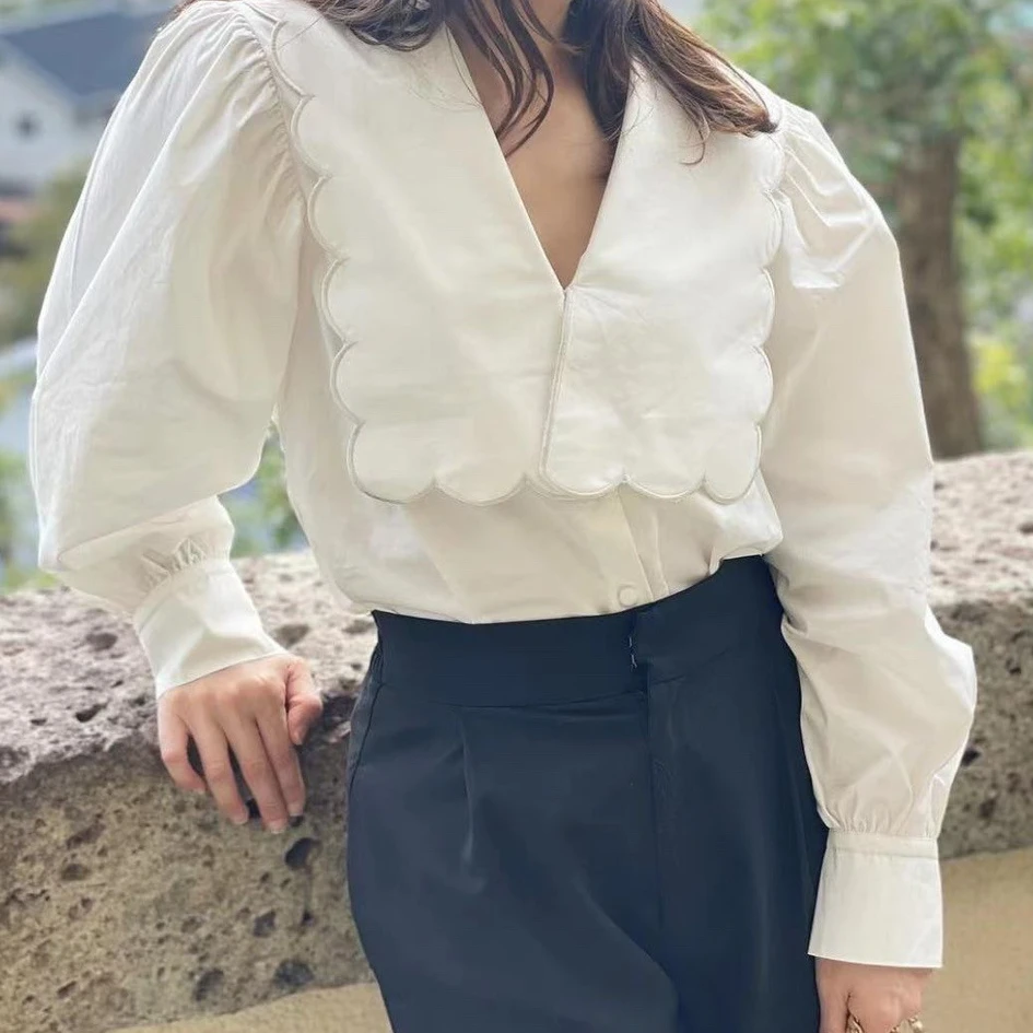 

Spring Japanese Lace Collar Retro Women Shirt Niche Design Sweet Age-reducing All-match V-neck Ladies Tops Camisas Para Mujer