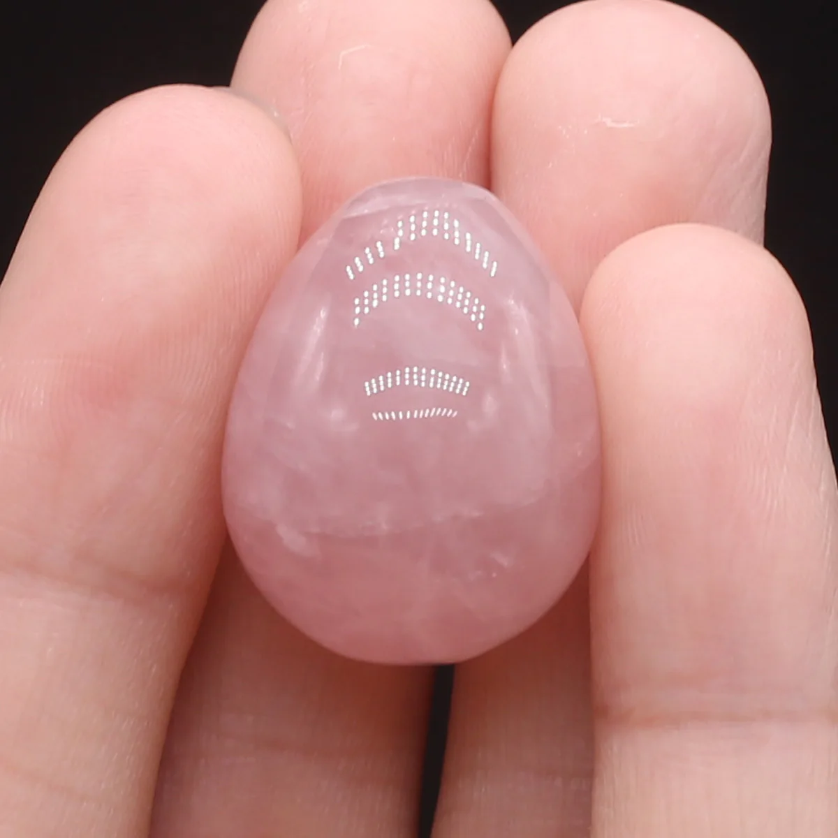 Статуэтка яйцо из розового кварца и аметиста