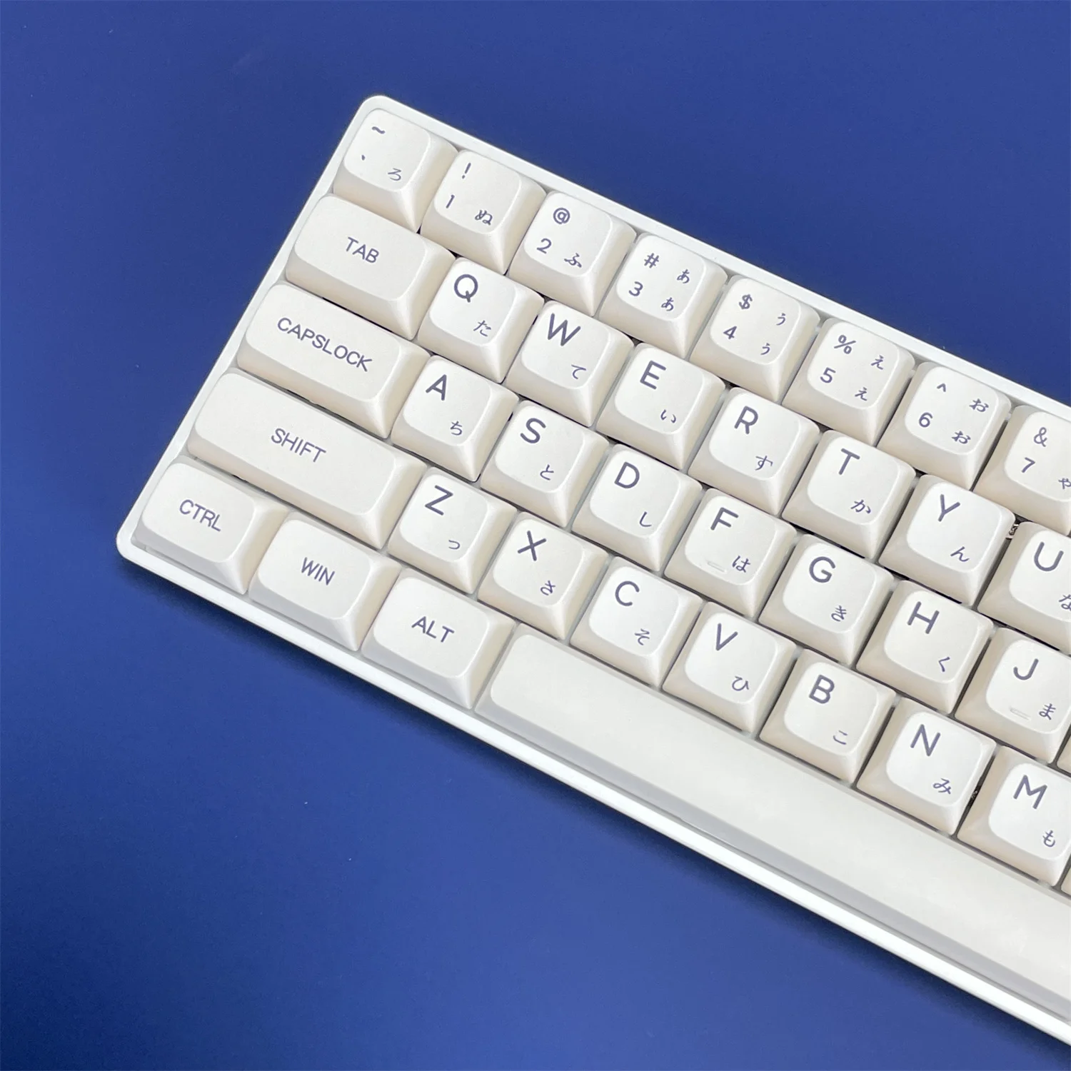 Колпачки для клавиш с молочной тематикой 124 XDA Profile PBT Dye Subbed японские