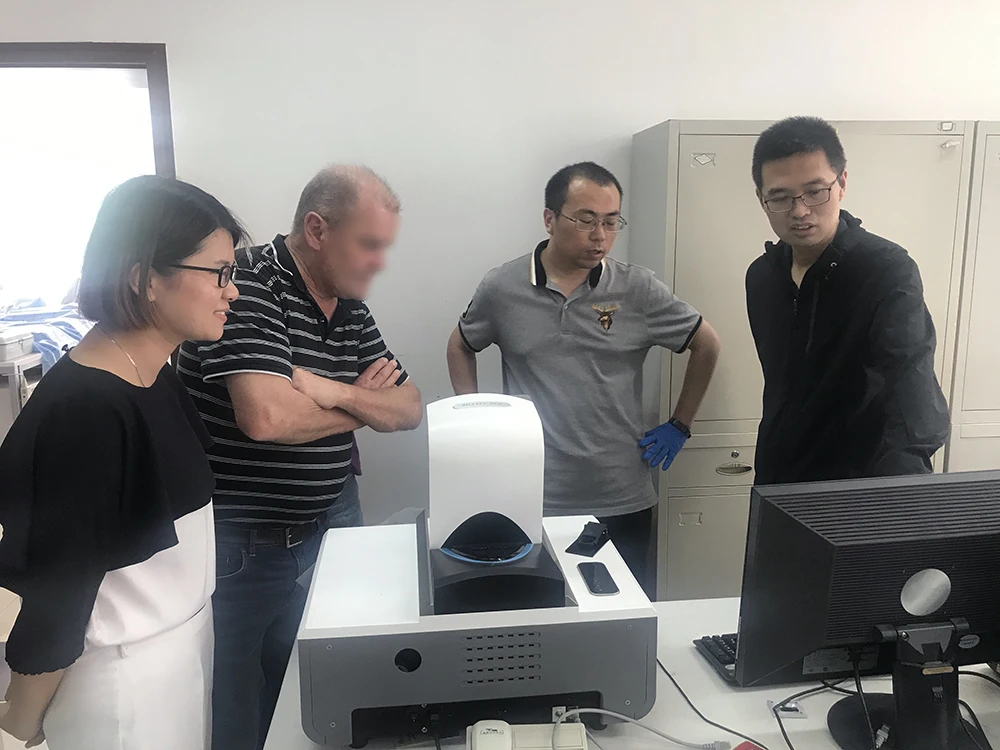 Рисунок 2 - Лабораторный портативный анализатор Atr