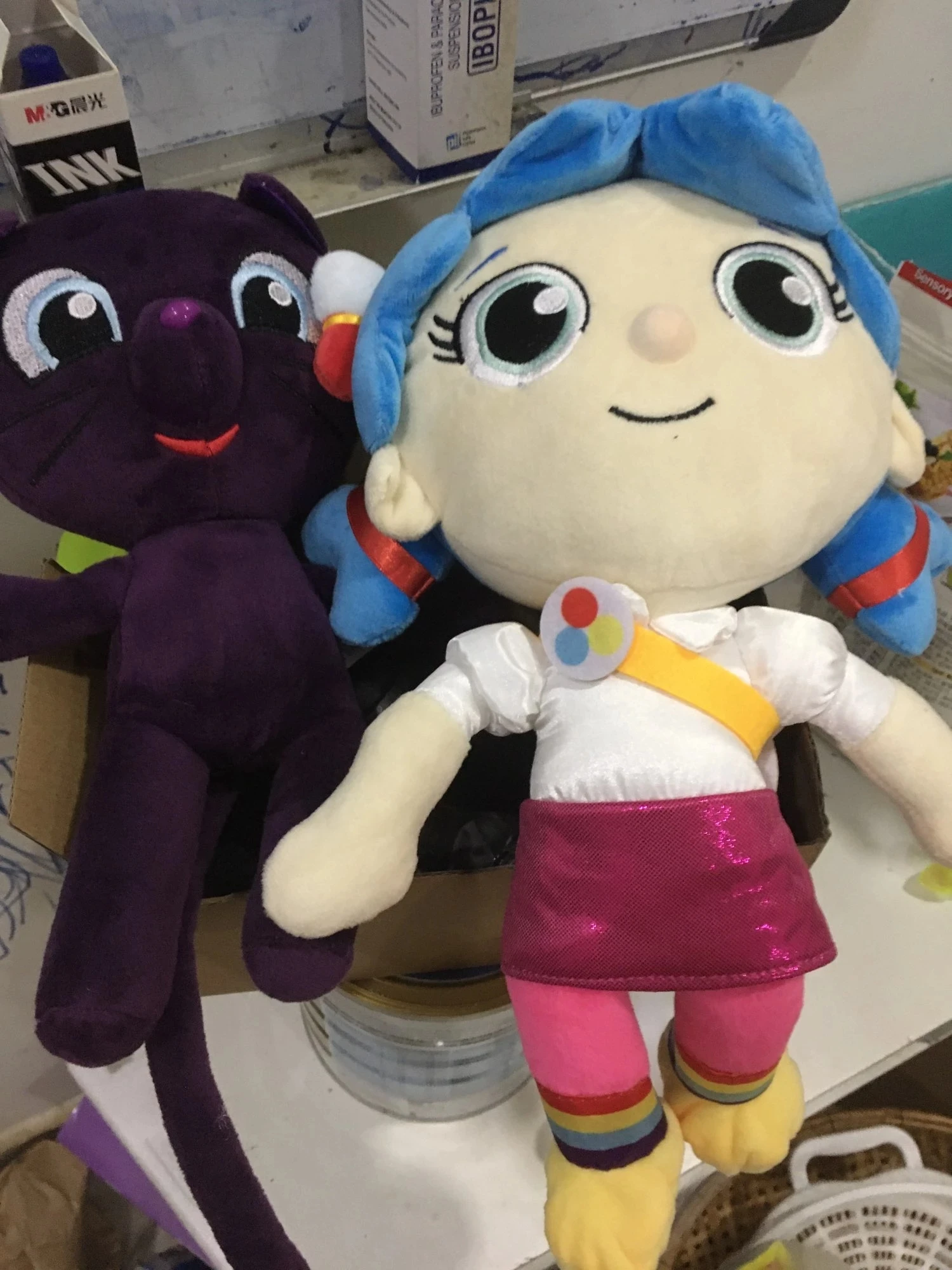 Cartoon New Aurora True and The Rainbow Kingdom - Bartleby 2