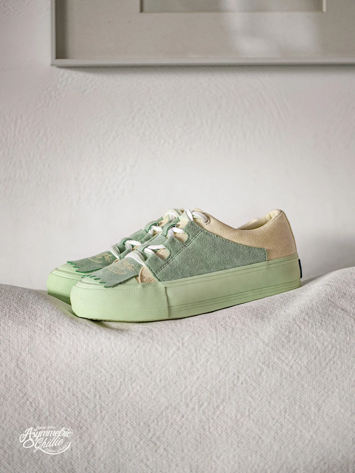 Maden 2023 Spring New Platform Skateboard Shoes for Women Low Top Trendy Casual Sport Shoes Lace-Up Walking Flat Canvas Sneakers