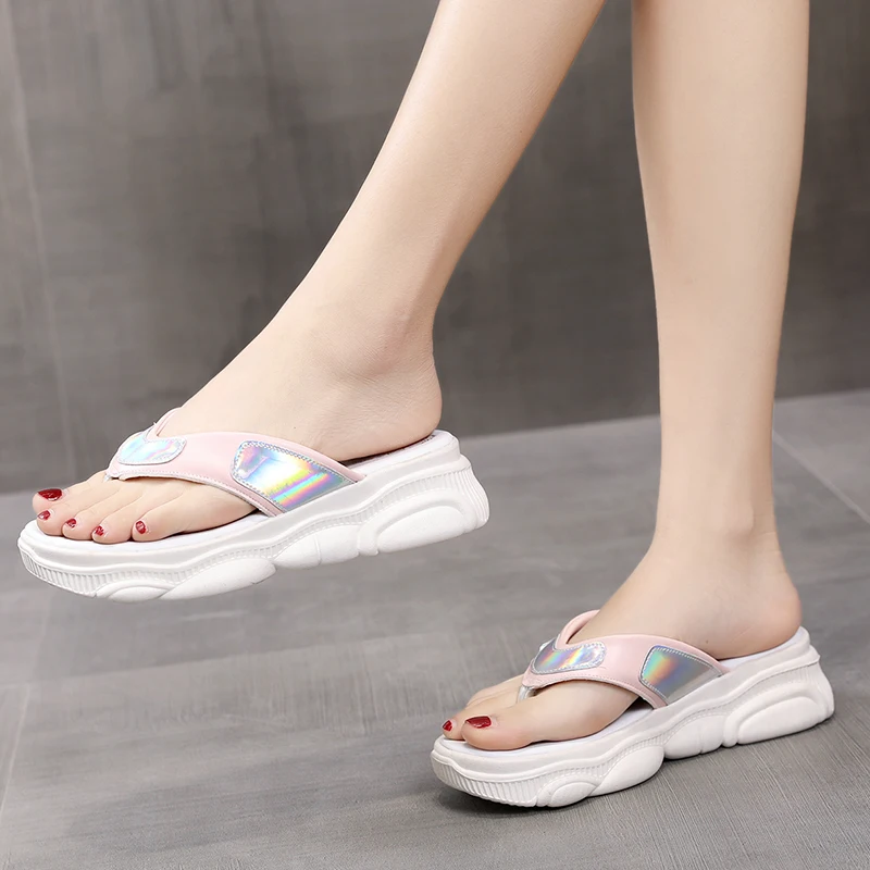 

2022 new fashion anti-slip wear-resistant clip feet light thick-soled ladies sandals and slippers 3337