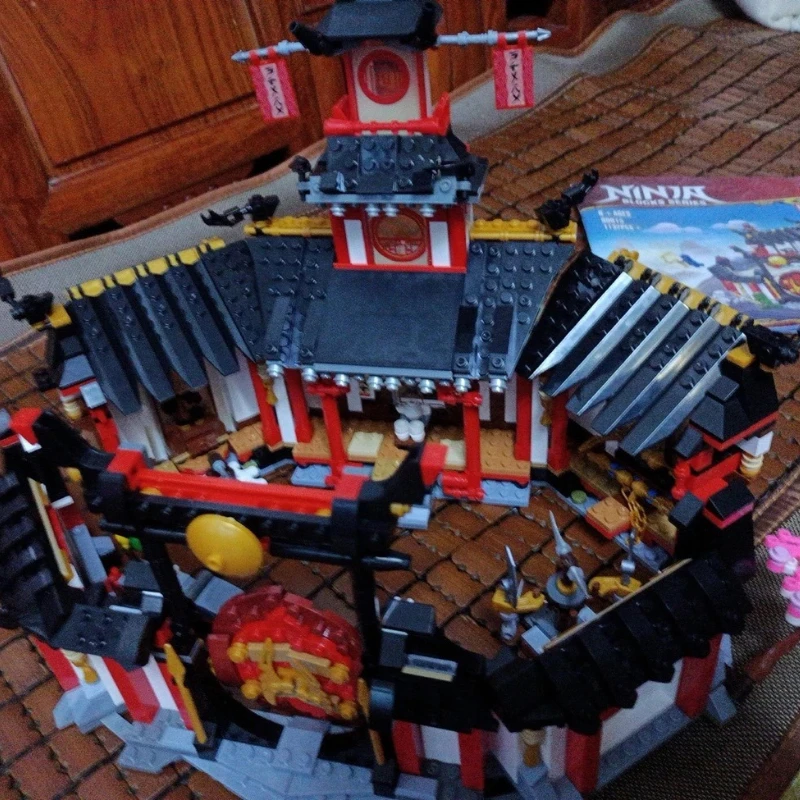 Фото Конструктор LEGO «Храм Красного Дракона» (Спинджицу) — идеальный подарок на день рождения №1