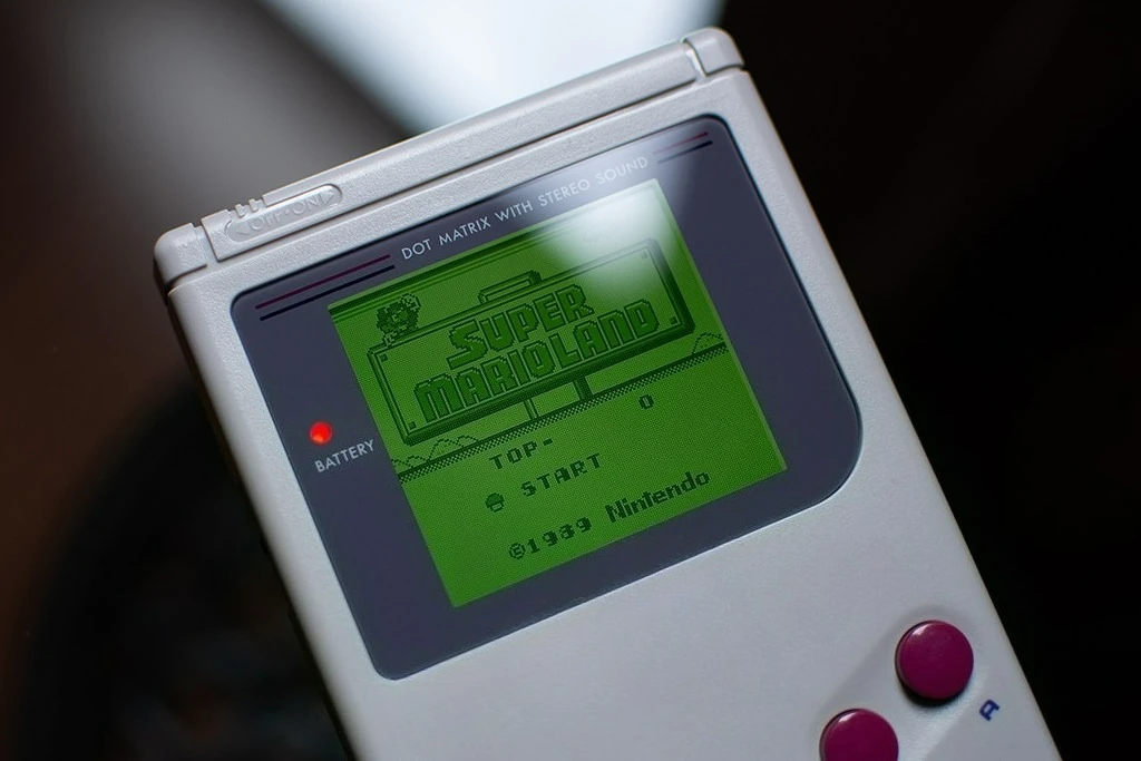 Фото Оригинальная японская игровая консоль Game Boy DMG-01 Classic Thick Console, модифицированная ретро-приставка с IPS-экраном высокой яркости и подсветкой. №2