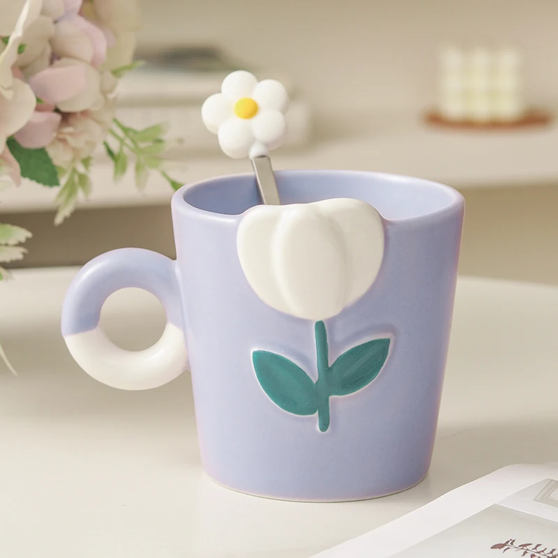 

Милые кружки-тюльпаны, керамические чашки с ложками для девочек, изысканные креативные кофейные чашки, чашки для завтрака и молока, Подарочная кухонная утварь.