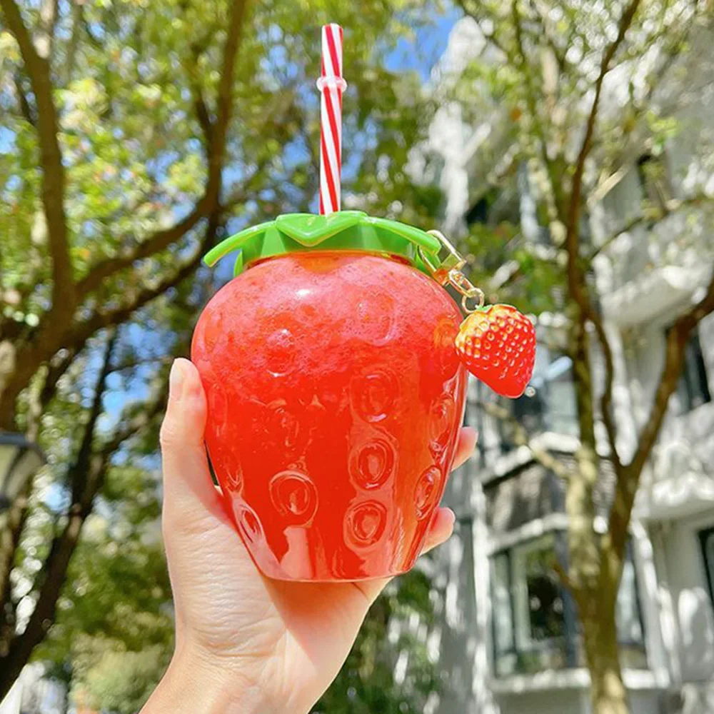 Ins Strawberry Straw Cup Пластиковая чашка Cute Girl Удобная Чашка для чая с молоком