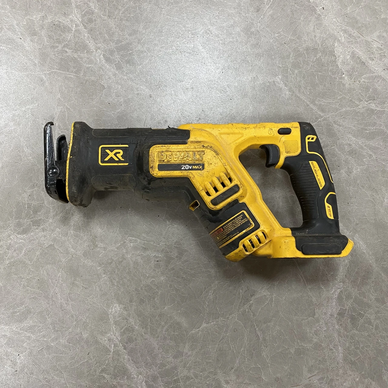 

DEWALT DCS367 Корпус сабельной пилы