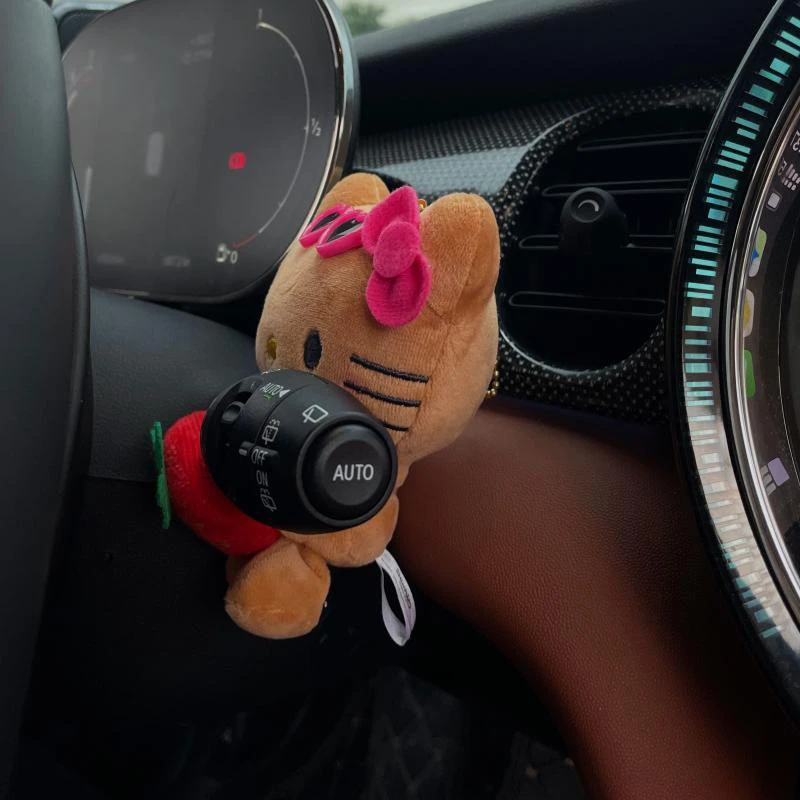 Sanrio автомобили аниме украшение кукла плюшевая игрушка Kuromi Hello Kitty мультфильм