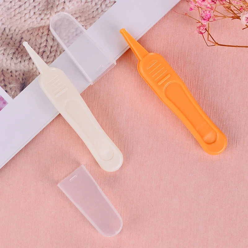 

Baby Nasal Tweezer Baby Nose Cleaning Tweezer Round for Head Baby Nose Booger Picker Ear Cleaner Clip Tool Ear Wax Remov A2UB