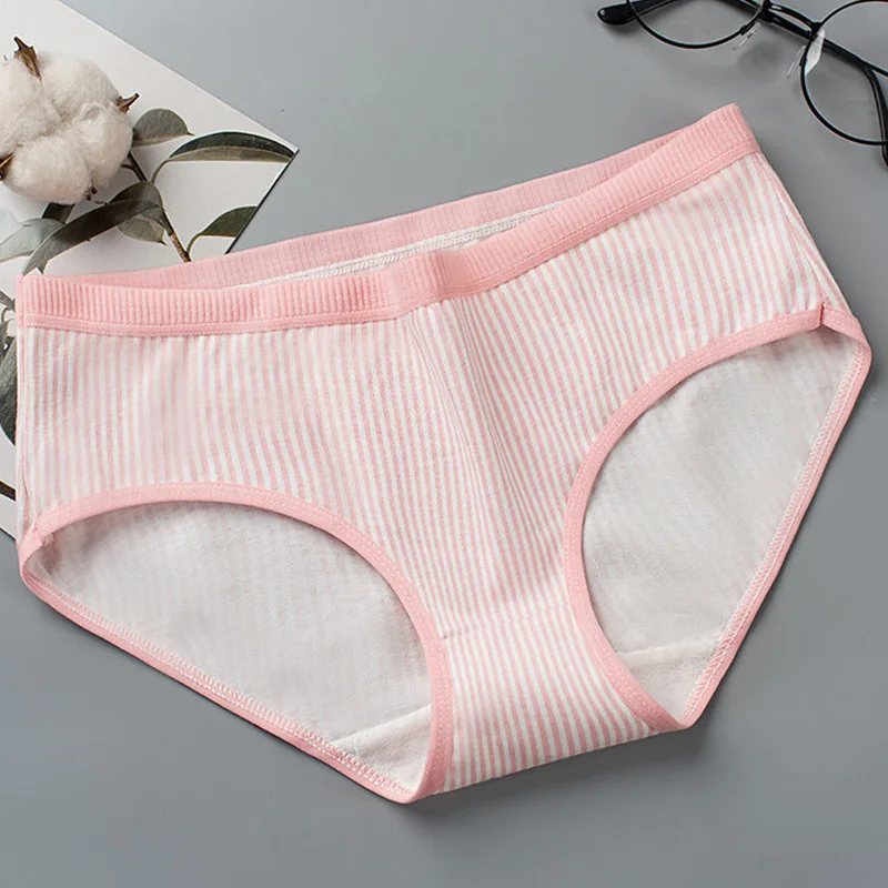 

New Casual Striped Underwear Literary Female Cotton Trend High Quality Texture Sweet Student Breathable Elastic Light Briefs