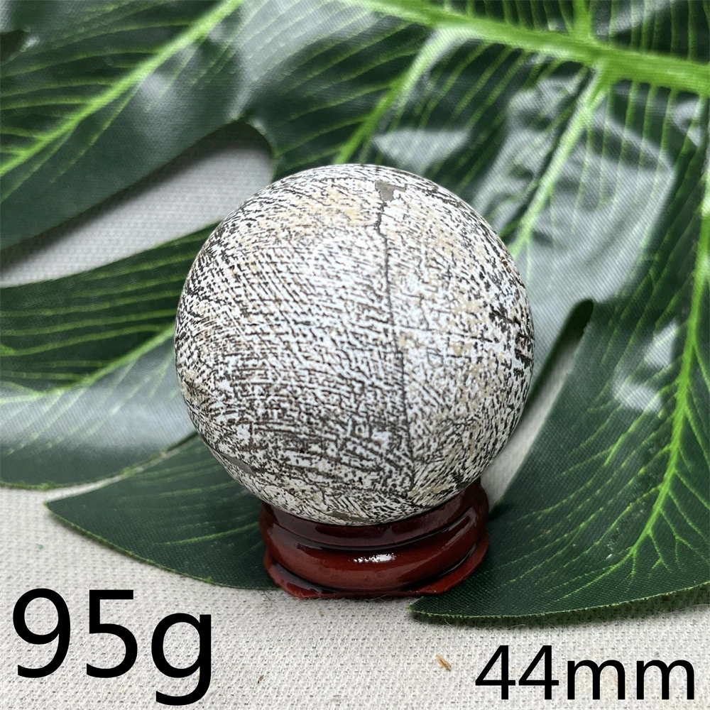 

Хрустальный шар из бразильского агата YOCO