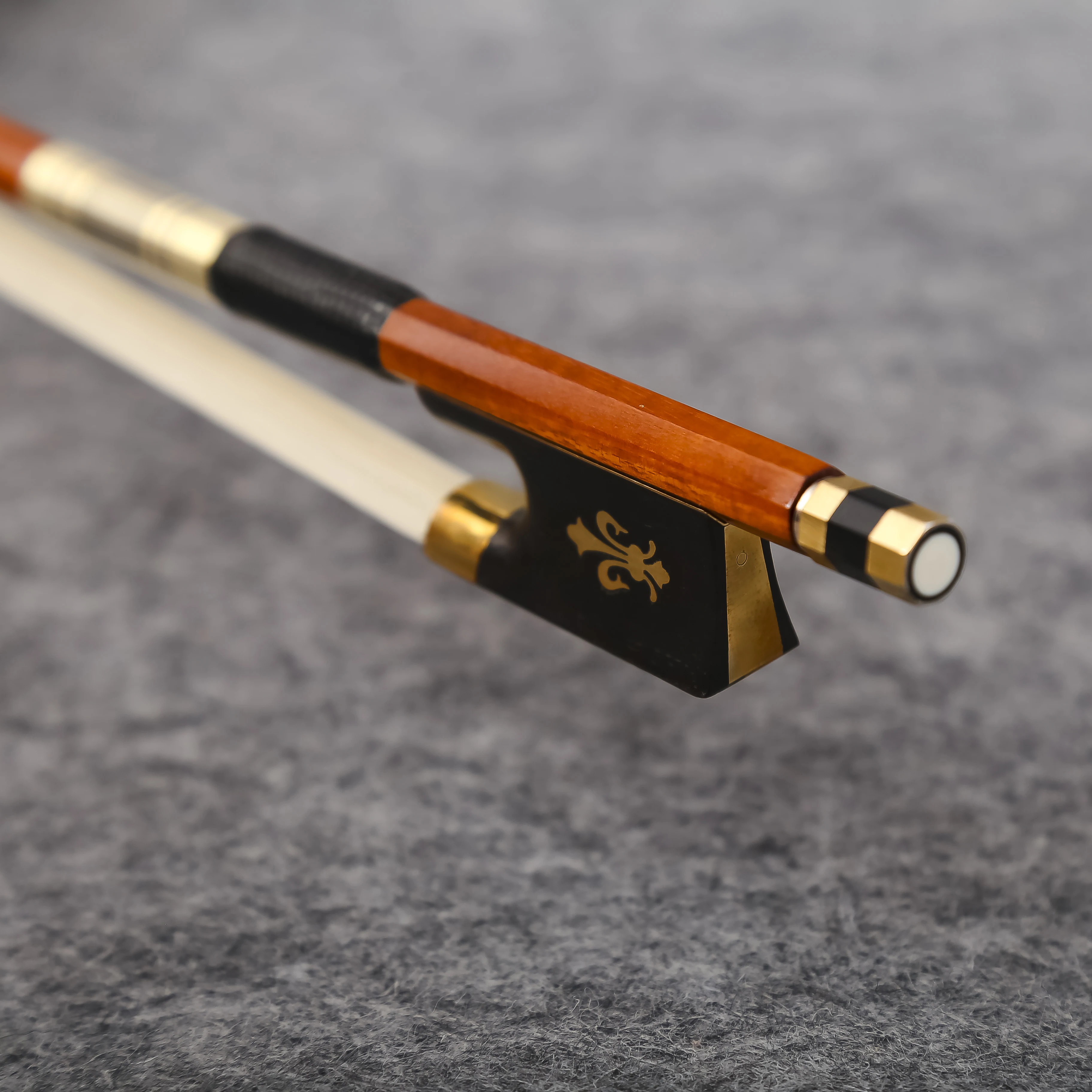 FREE SHIPPING Pernambuco Violin Bow 4/4 Top Quality Round Stick With Solid Gold Ebony Frog and Coloured Abalone Slide FP982B enlarge