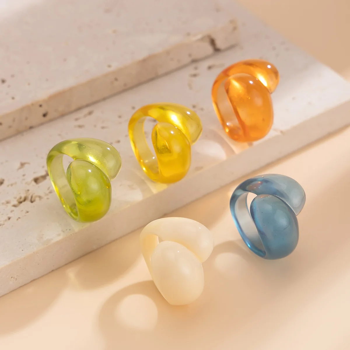 KMVEXO новые корейские красочные прозрачные каплевидные Акриловые Кольца из смолы