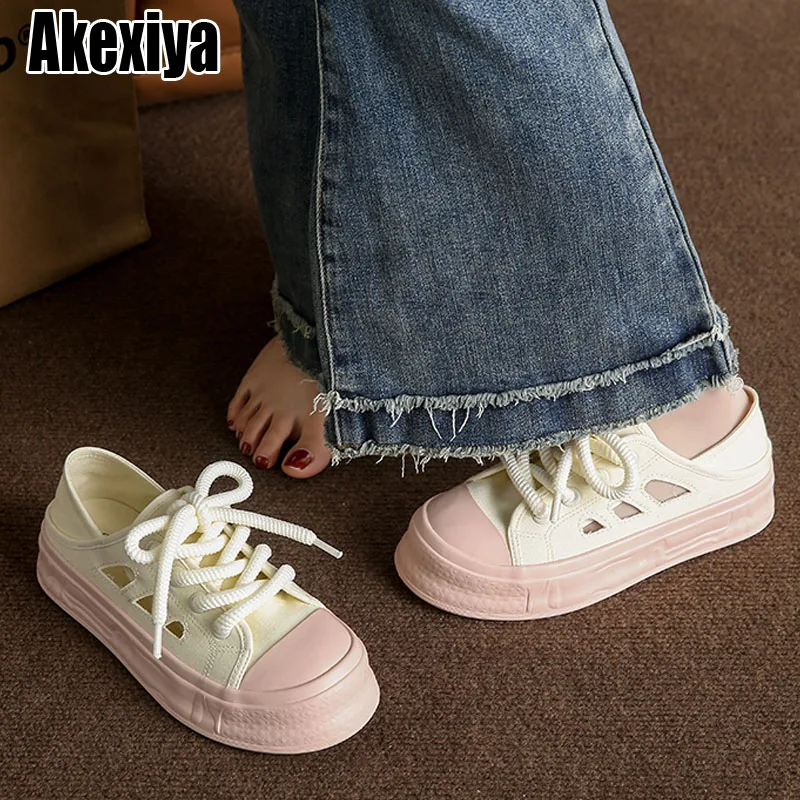 

Сандалии женские на платформе, удобная повседневная обувь на плоской подошве, с перфорацией, бежевые