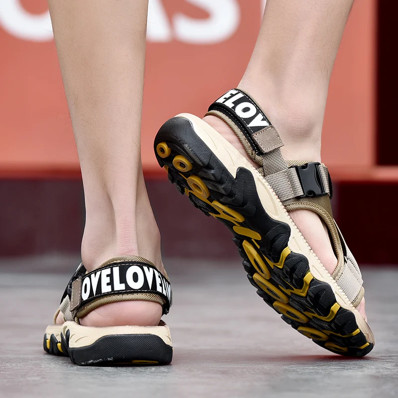 Summer Men Beach Sandals Quick Dry Breathable Outdoor Slippers Open Toe Water Shoes Soft Uppers wear-resisitant