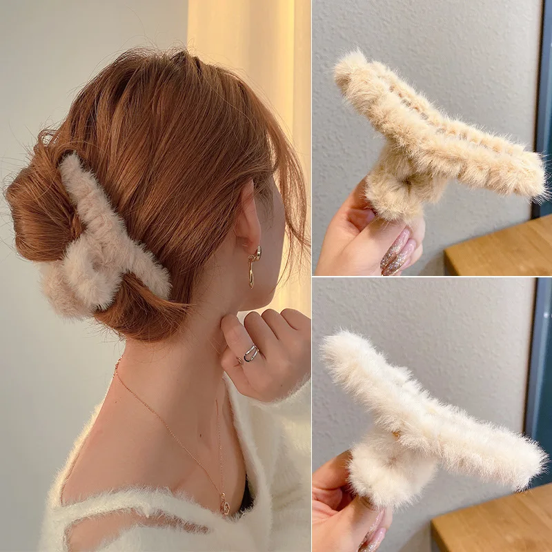 

2022 New Korean Plush Hair Claw Ladies Elegant Solid Color Large Shark Clip Crab Headwear Women's Girls Hair Accessories 11CM