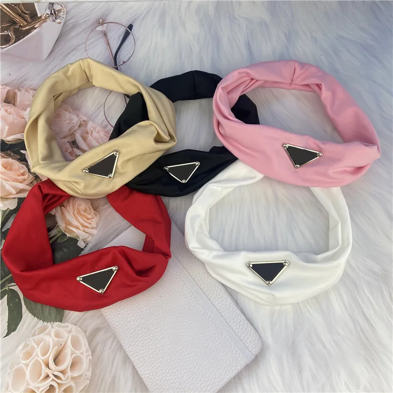 

2021 Luxury brand Triangle Headband for Women Men Autumn Winter Head Band Sport Headwear Elasticity Turban Knitting Hair Band