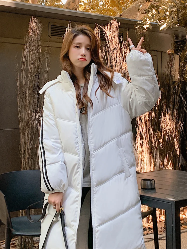 Winter cotton padded jacket: 2022 new down cotton padded jacket, women's medium and long design sense, small and popular cotton