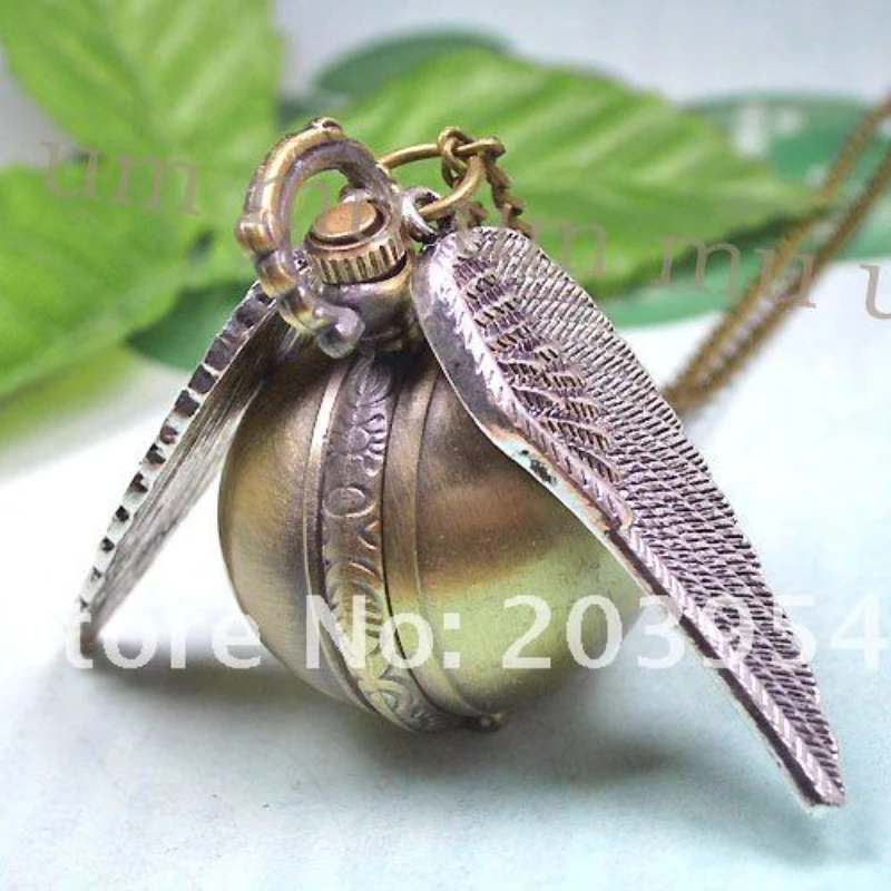 Drop Shipping Bronze 10pcs/lot Fly Ball Steel Wings Quartz Pocket Watches Mens Womens Necklace Vintage Toy Cosplay Clock