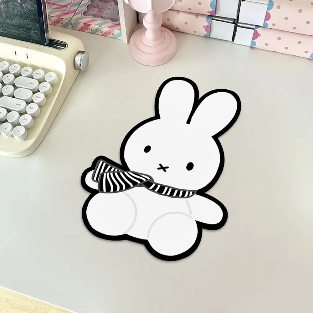 Фото Kawaii Miffy милый коврик для мыши с мультяшным кроликом и принтом, офисный стол, портативная компьютерная клавиатура, нескользящий настольный коврик, подарок для девочки №5