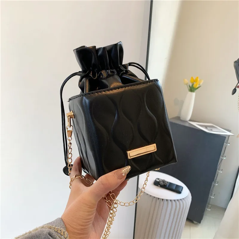 

Cute Bucket Bag Spring Women's Coin Purses Wallet Crossbody Bags French Chain Lightweight Mini Drawstring In Luxury Handbags