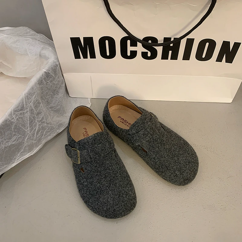 Женская обувь в стиле ретро осенние лоферы с круглым носком и меховыми слипонами