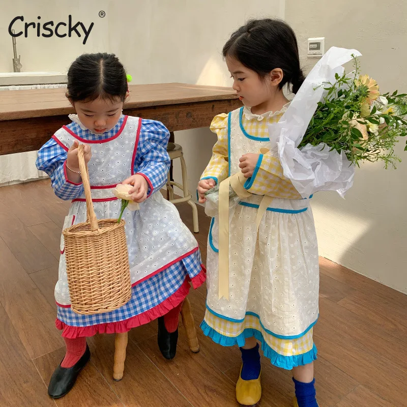

Criscky Girls Dress 2022 Spring Children's Baby Plaid Princess Dress + Hollow Out Embroidery Sleeveless Apron Two-piece Set