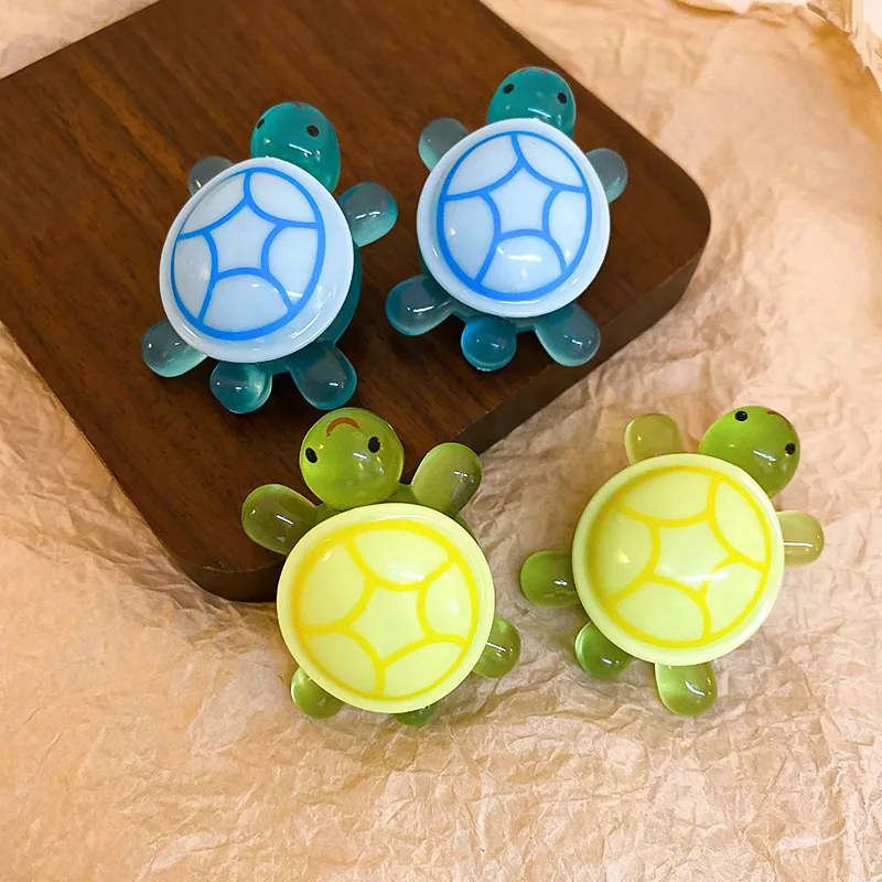 Женские серьги-гвоздики с черепашками серьги мультяшным рисунком в виде сердца