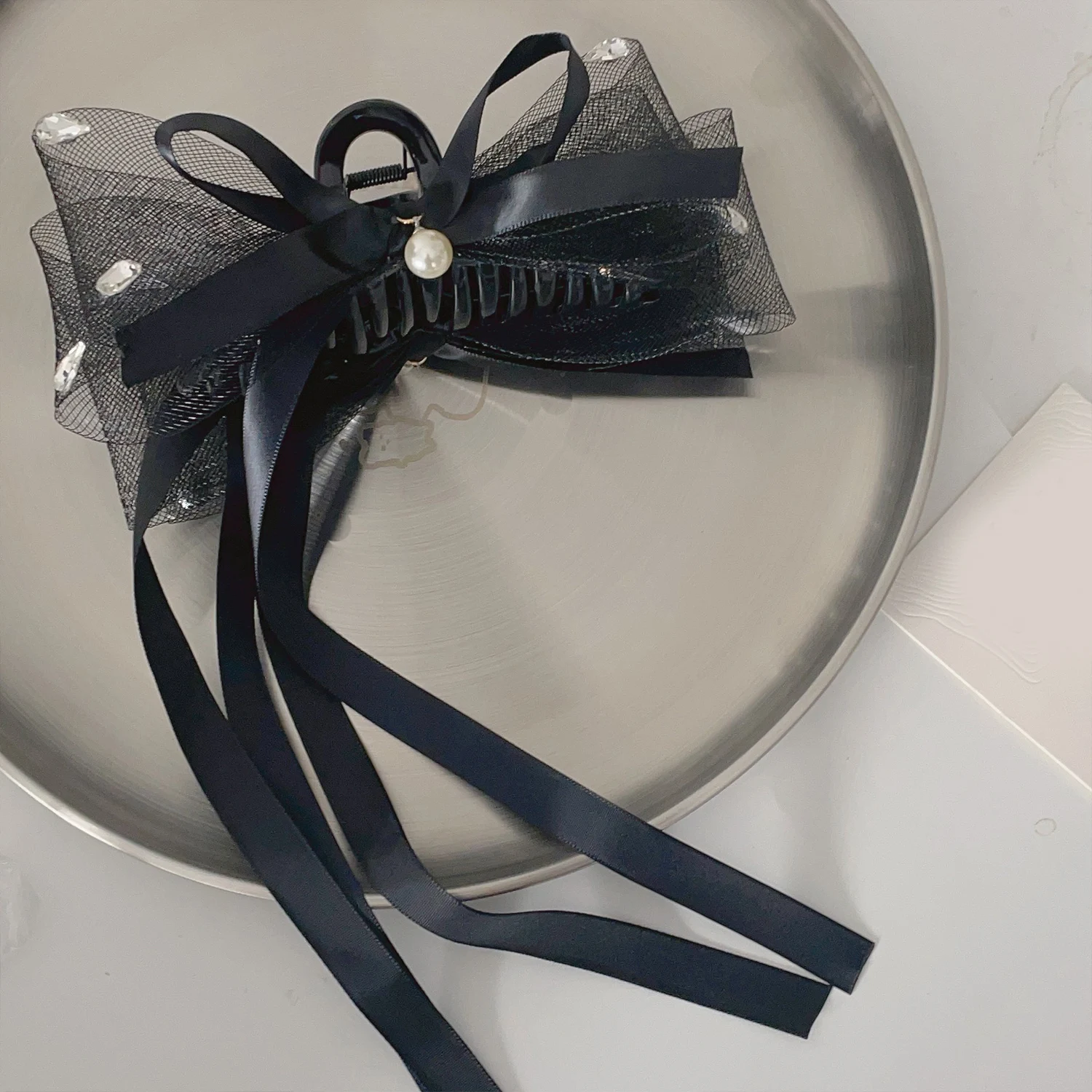 

Fashion Tulle Big Bow Hair Claw Clips For Women Elegant Bowknot Hairpin Ponytail Clip Sweet Headdress Hair Accessories