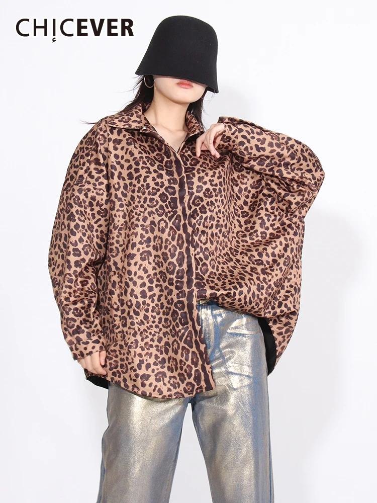 

CHICEVER, винтажные леопардовые джинсовые пальто для женщин, с отворотом, с длинным рукавом, свободное, однобортное, повседневное, цветное, Свободное пальто для женщин, Новинка