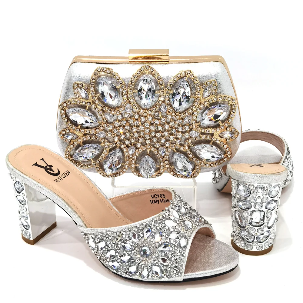 

Italian Design Nigerian 2022 Newest Special Flower Decoration Style Women Shoes and Bag Set in Silver Color for Party Wedding