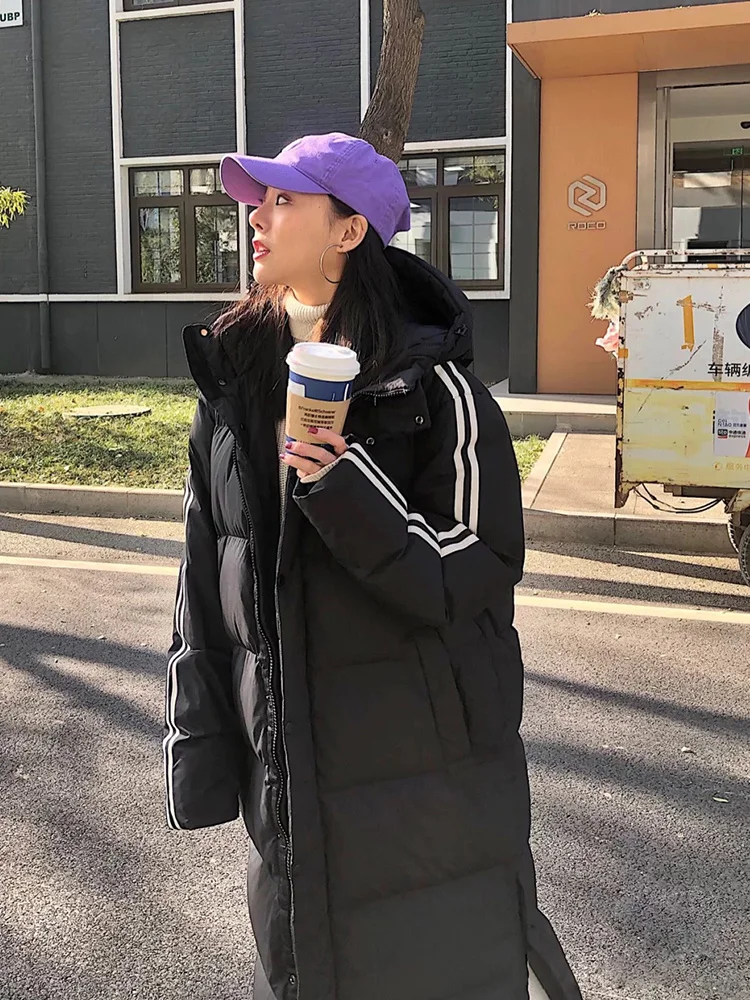 

Суперпопулярный зимний длинный пуховик Dongdaemun в стиле звезд из белого утиного пера для женщин с двумя полосками