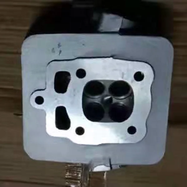 

Hot selling CG150 Motorcycle Cylinder head air cooled 4 valves 150cc empty cylinder head